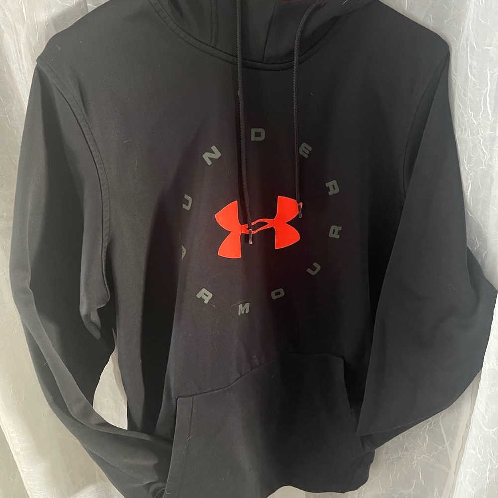 Under Armour Pullover Hoodie